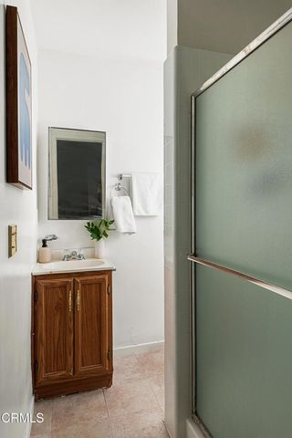 1563 Valencia Avenue, Pasadena, CA 91104