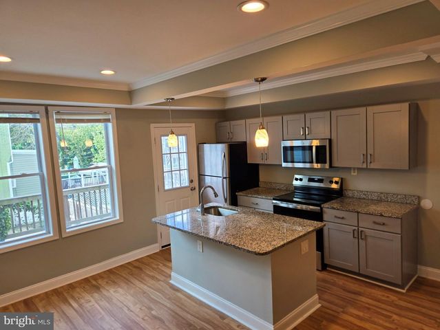 4126 REISTERSTOWN RD, Baltimore, MD 21215