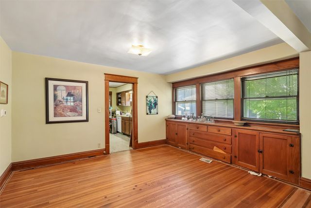 1427 48th Street, Des Moines, IA 50311