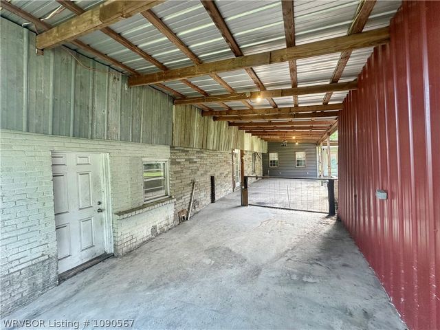 5919 Alma Highway, Van Buren, AR 72956