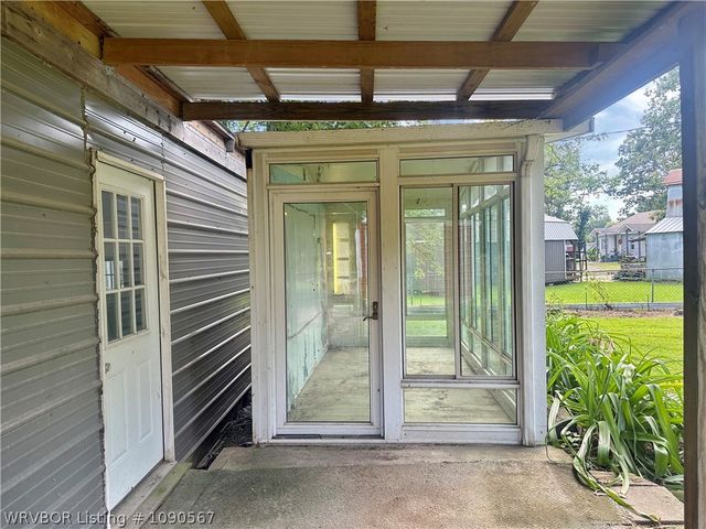 5919 Alma Highway, Van Buren, AR 72956
