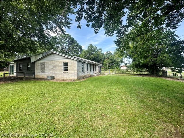 5919 Alma Highway, Van Buren, AR 72956