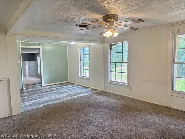 5919 Alma Highway, Van Buren, AR 72956
