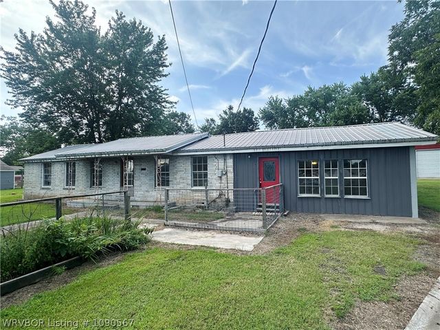 5919 Alma Highway, Van Buren, AR 72956