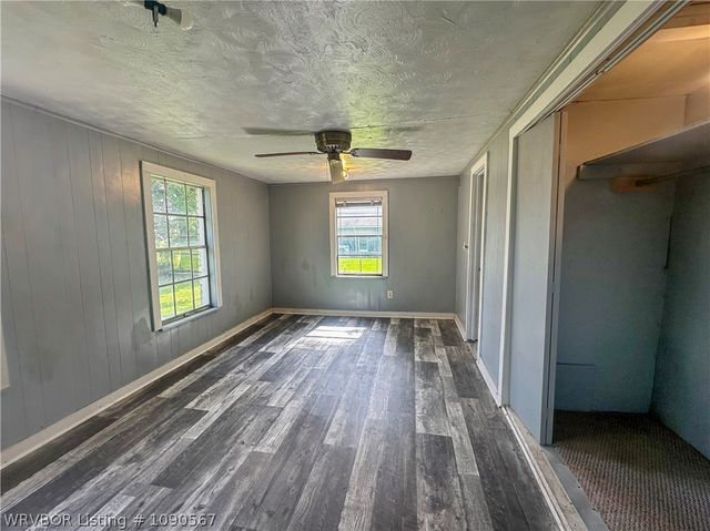 5919 Alma Highway, Van Buren, AR 72956
