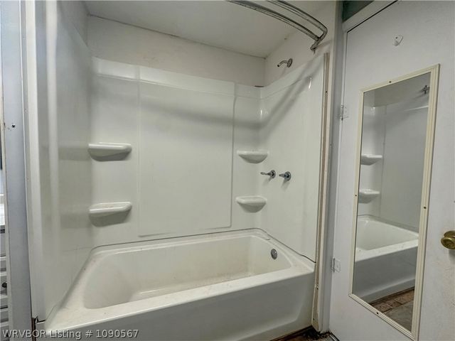 5919 Alma Highway, Van Buren, AR 72956