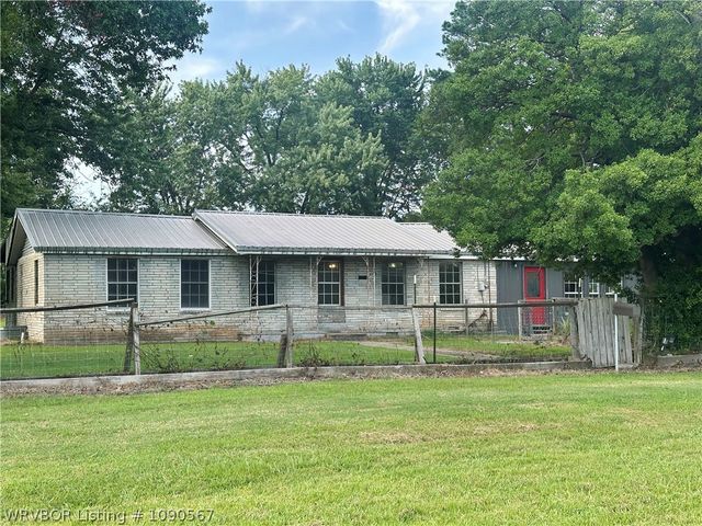 5919 Alma Highway, Van Buren, AR 72956