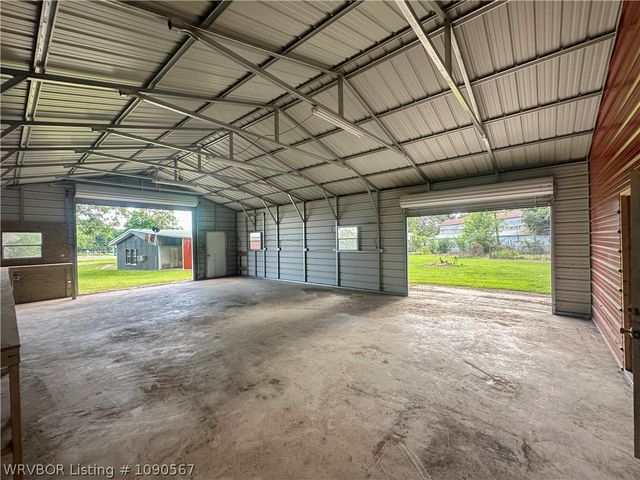5919 Alma Highway, Van Buren, AR 72956
