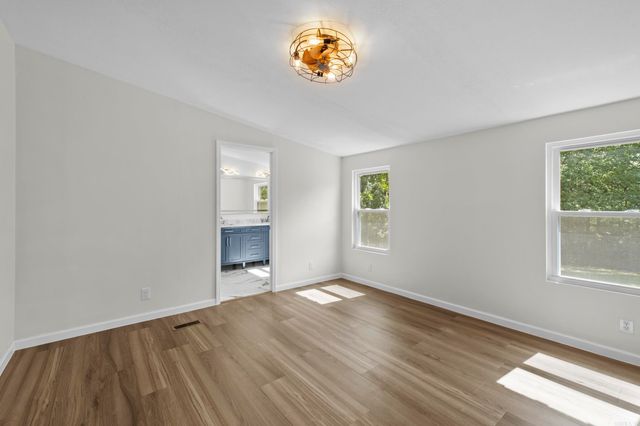 18820 Honeysuckle Lane, Little Rock, AR 72206