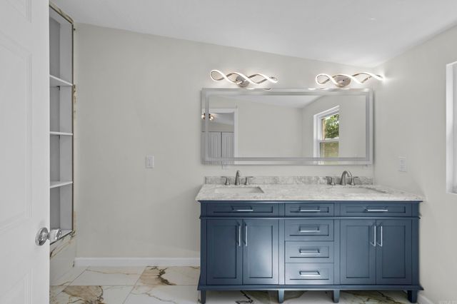 18820 Honeysuckle Lane, Little Rock, AR 72206
