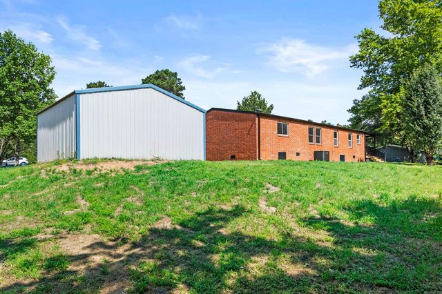 18820 Honeysuckle Lane, Little Rock, AR 72206