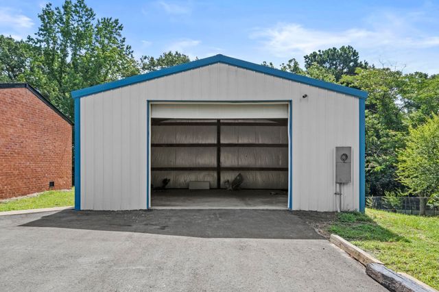 18820 Honeysuckle Lane, Little Rock, AR 72206