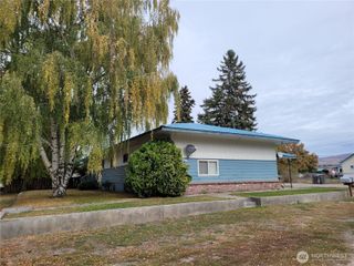 615 5th Street, Oroville, WA 98844