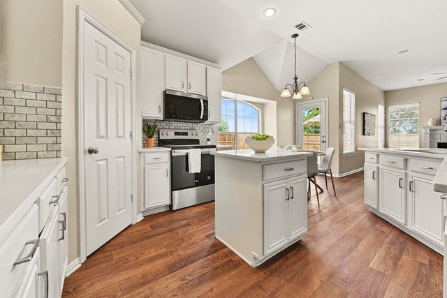 401 Stonebridge Circle, Allen, TX 75013