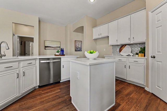 401 Stonebridge Circle, Allen, TX 75013