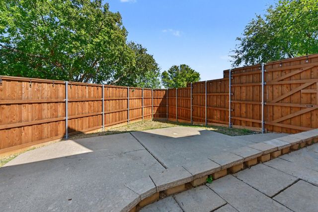 401 Stonebridge Circle, Allen, TX 75013