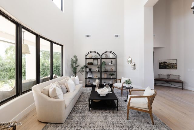 3481 S VISTA Drive, Chandler, AZ 85248