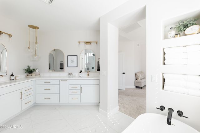 3481 S VISTA Drive, Chandler, AZ 85248