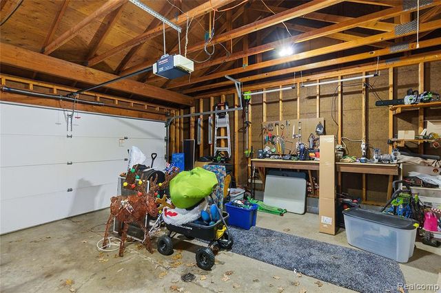 3679 Old Farm Lane, Fort Gratiot, MI 48059