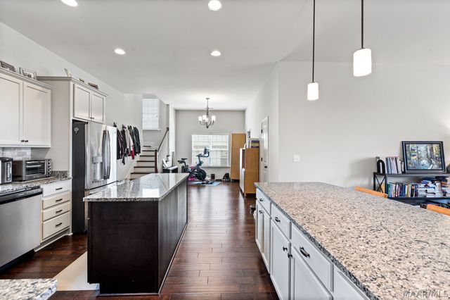 9192 CRESCENT LODGE Circle, Pike Road, AL 36064