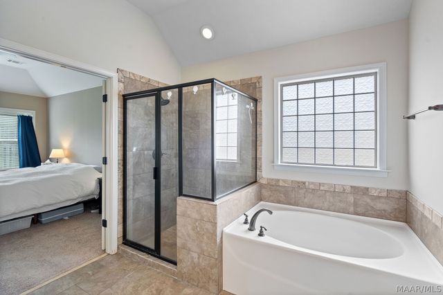 9192 CRESCENT LODGE Circle, Pike Road, AL 36064