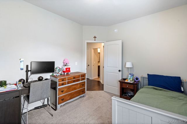 9192 CRESCENT LODGE Circle, Pike Road, AL 36064