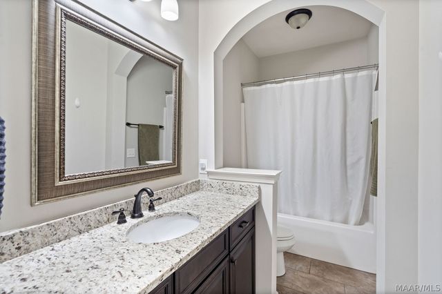 9192 CRESCENT LODGE Circle, Pike Road, AL 36064