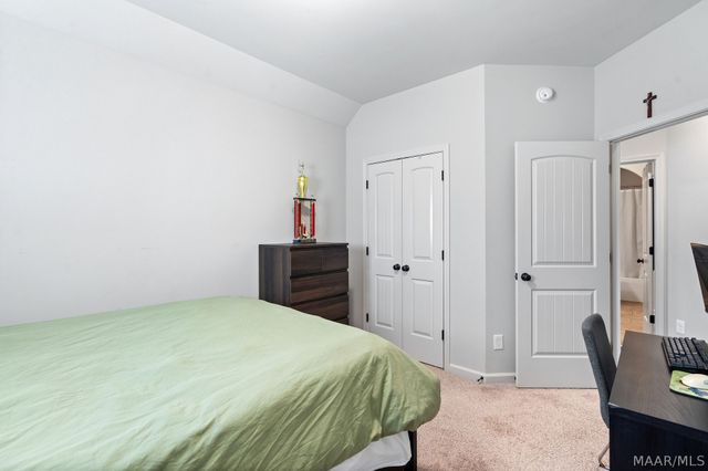 9192 CRESCENT LODGE Circle, Pike Road, AL 36064