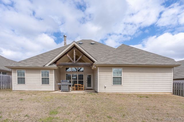 9192 CRESCENT LODGE Circle, Pike Road, AL 36064