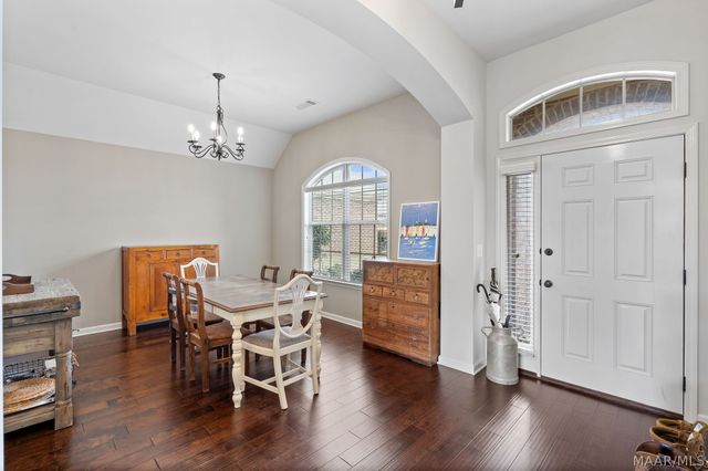 9192 CRESCENT LODGE Circle, Pike Road, AL 36064