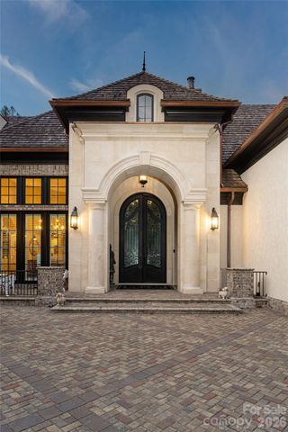 405 Ramble Way, Asheville, NC 28803