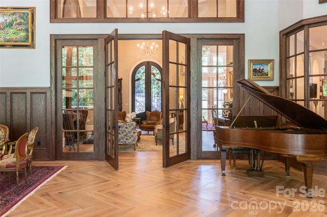 405 Ramble Way, Asheville, NC 28803