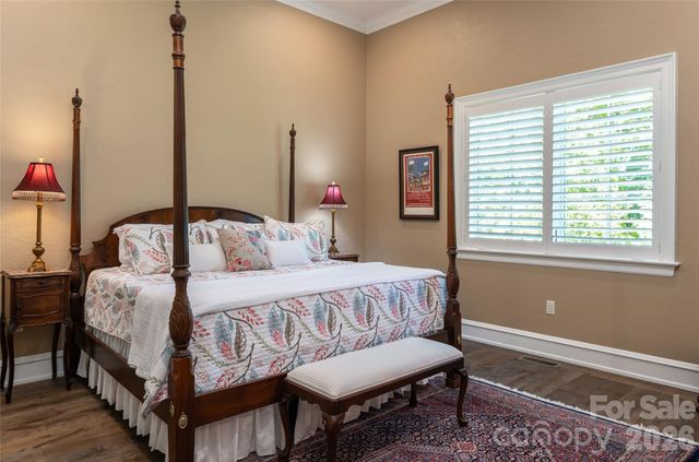 405 Ramble Way, Asheville, NC 28803