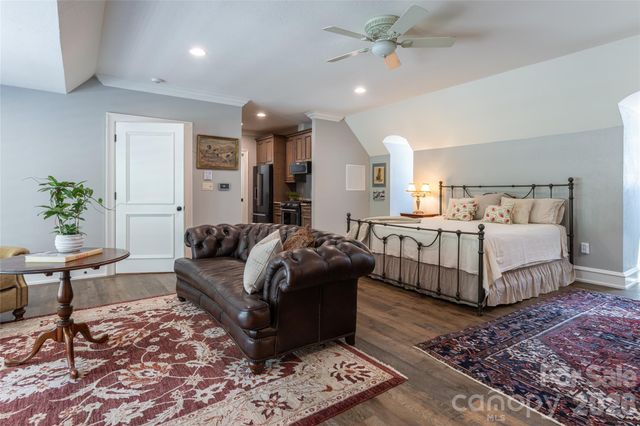 405 Ramble Way, Asheville, NC 28803