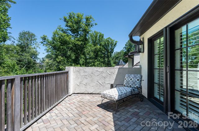405 Ramble Way, Asheville, NC 28803