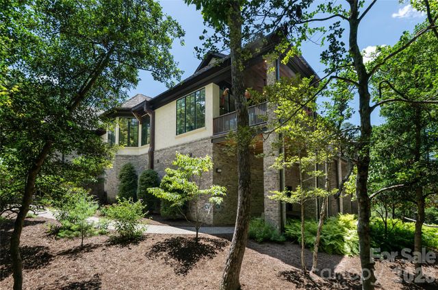 405 Ramble Way, Asheville, NC 28803