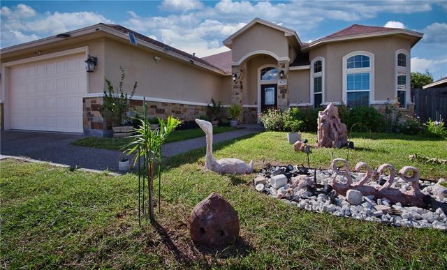 8229 Merlin Pl, Corpus Christi, TX 78414