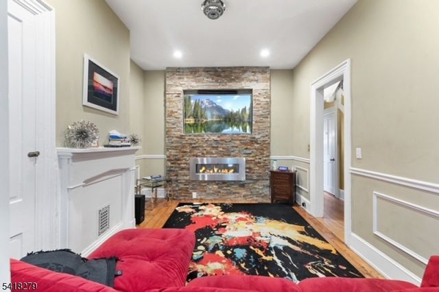 109 Centre St, Trenton City, NJ 08611