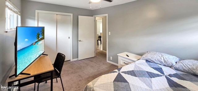890 Neff Road, Grosse Pointe, MI 48230