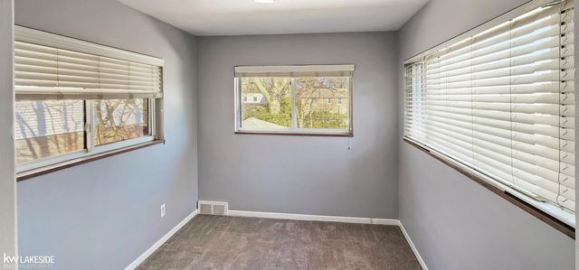 890 Neff Road, Grosse Pointe, MI 48230