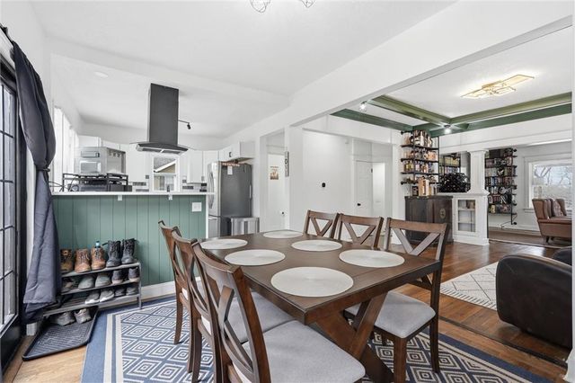 4207 E 61st Street, Kansas City, MO 64130