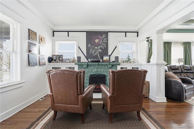 4207 E 61st Street, Kansas City, MO 64130