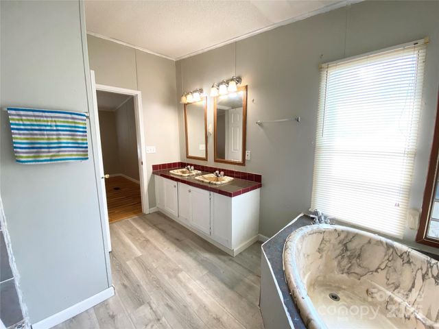 190 Westway Lane, Salisbury, NC 28147