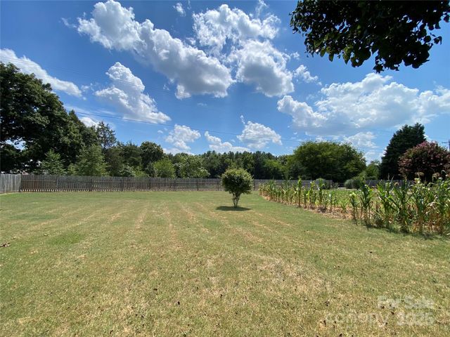 190 Westway Lane, Salisbury, NC 28147