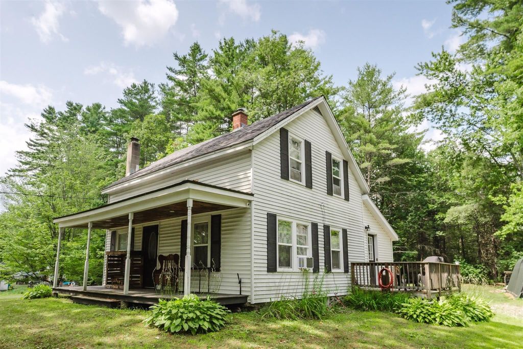 163 Elm Street, Newport, NH 03773
