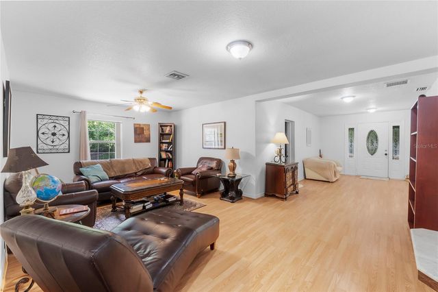 1701 38TH AVENUE, St Petersburg, FL 33713