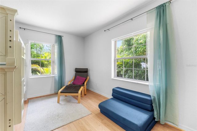 1701 38TH AVENUE, St Petersburg, FL 33713