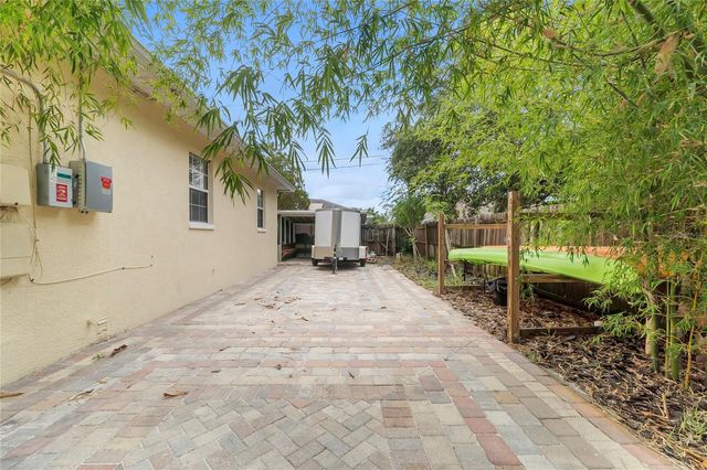 1701 38TH AVENUE, St Petersburg, FL 33713