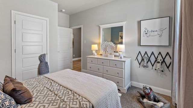 2601 STARLING Street, Denton, TX 76205