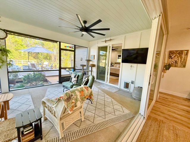 146 Maple Tree Ln, Elkton, FL 32033